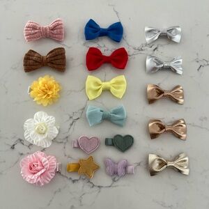 Newborn / Infant Girl Hair Clips - Lot of 18 Clips